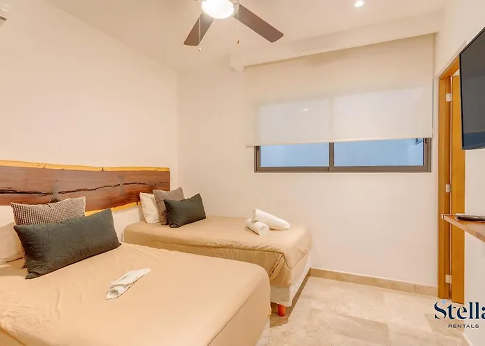 Ipana Condo, Rooftop Pools, Gym, Walk To Apartment Playa del Carmen