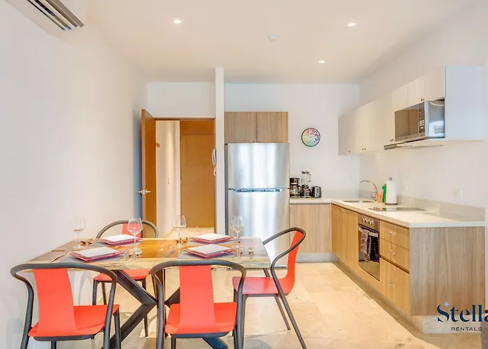 Ipana Condo, Rooftop Pools, Gym, Walk To * Playa del Carmen
