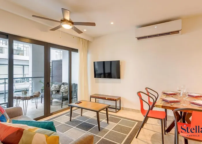 Apartment Ipana Condo, Rooftop Pools, Gym, Walk To