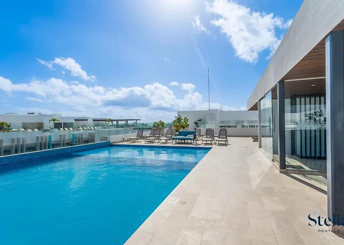 Ipana Condo, Rooftop Pools, Gym, Walk To * Playa del Carmen