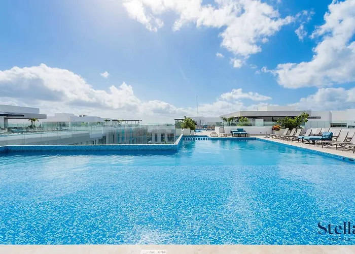 Apartment Ipana Condo, Rooftop Pools, Gym, Walk To Playa del Carmen