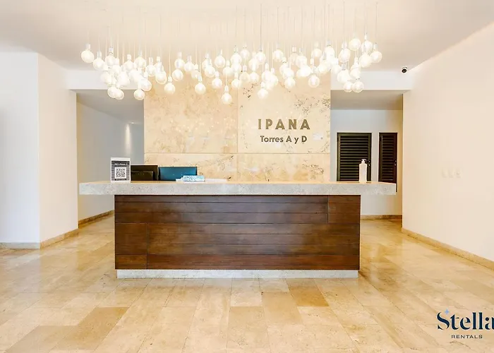 Ipana Condo, Rooftop Pools, Gym, Walk To Apartment